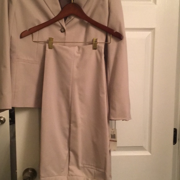 Women Calvin Klein pantsuit - Picture 6 of 8